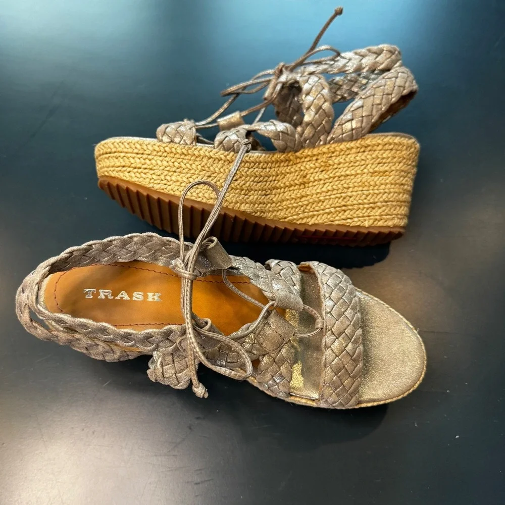 Trask Women 8 M Metallic Silver Woven Leather Espadrille Wedge Heel Sandals